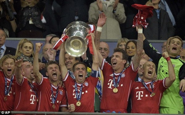 Chùm ảnh: "Hùm xám" Bayern gầm vang trên Wembley 31