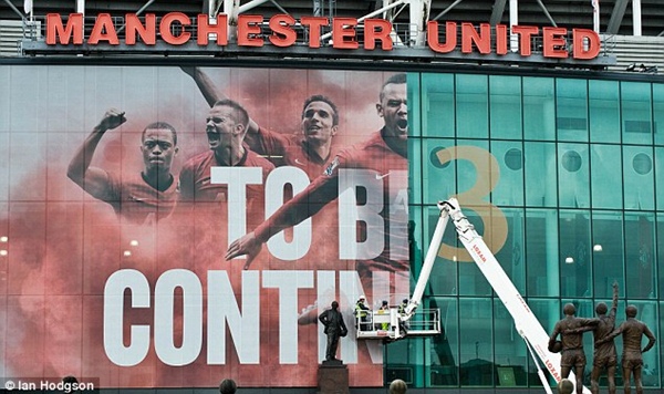 Wayne Rooney: "Th&ocirc;ng tin t&ocirc;i rời khỏi Manchester United l&agrave; lố bịch" 5