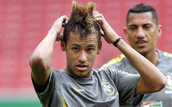 Barcelona ra chỉ thị yêu cầu Neymar đi...cắt tóc 1