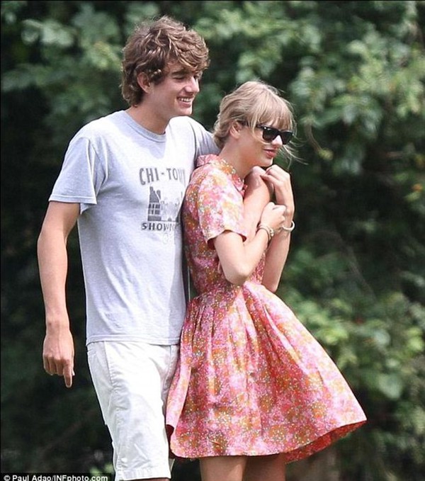 Taylor Swift phanh phui chuyện Harry Styles lăng nhăng 4