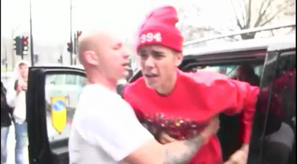 Justin Bieber ng&agrave;y c&agrave;ng đổ đốn sau khi chia tay Selena 9