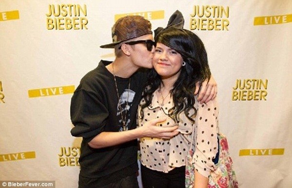 Justin Bieber ng&agrave;y c&agrave;ng đổ đốn sau khi chia tay Selena 15