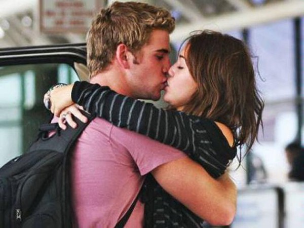 Những khoảnh khắc lãng mạn "đáng ghen tị" của Miley và Liam 3
