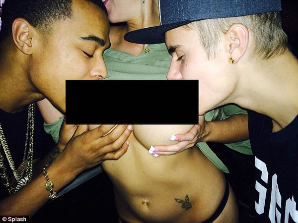 Tiết lộ danh tính vũ nữ được Justin Bieber hôn ngực 3
