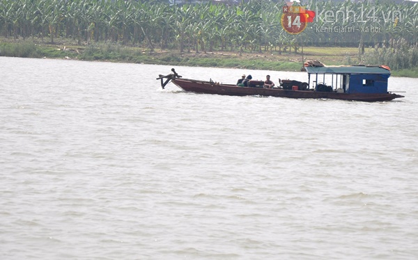 Mất dấu thi thể nghi là xác nạn nhân bị ném xuống sông 1