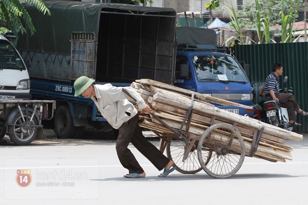 Nụ cười của những con người nhọc nhằn mưu sinh 15