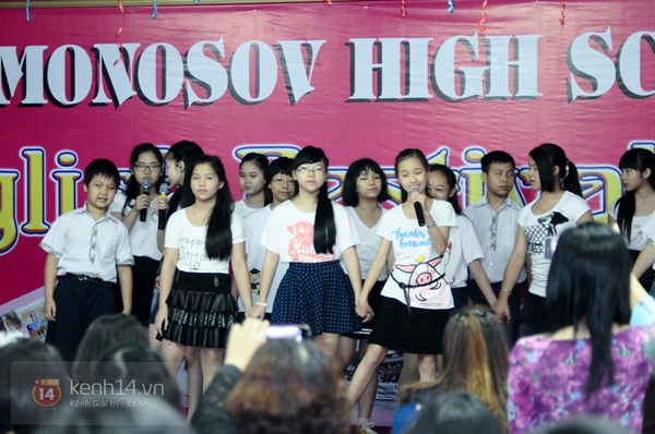 Vòng chung kết English Festival đầy sôi nổi của học sinh trường Lomonosov 10