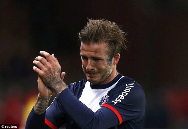 Beckham chia tay bóng đá trong nước mắt 1