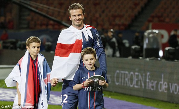 Beckham chia tay bóng đá trong nước mắt 14