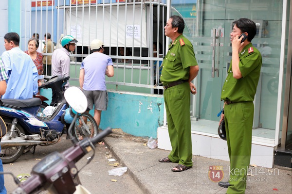 "Phe v&eacute;" xuất hiện trong ng&agrave;y đầu b&aacute;n v&eacute; xem U19 Việt Nam thi đấu 4