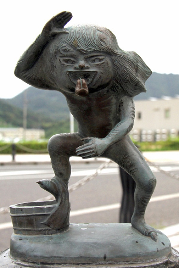 Đi tìm quái vật nhà tắm buổi đêm ở Nhật Bản 10
