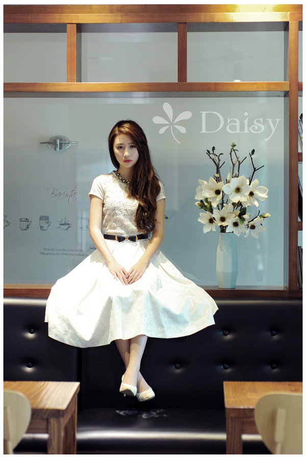 C&ugrave;ng &ldquo;Daisy&rdquo; đ&oacute;n h&egrave; với Style cổ điển 5