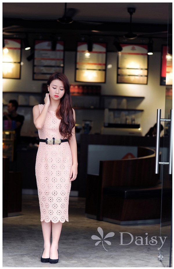 C&ugrave;ng &ldquo;Daisy&rdquo; đ&oacute;n h&egrave; với Style cổ điển 13