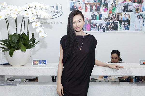 Ngô Thanh Vân đọ da trắng cùng Phi Thanh Vân 5 Ngô Thanh Vân đọ da trắng cùng Phi Thanh Vân 5