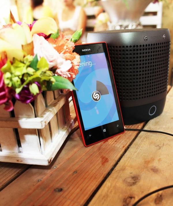 Lumia 520 - Dế khỏe, dế đẹp gi&aacute; cực chuẩn 4
