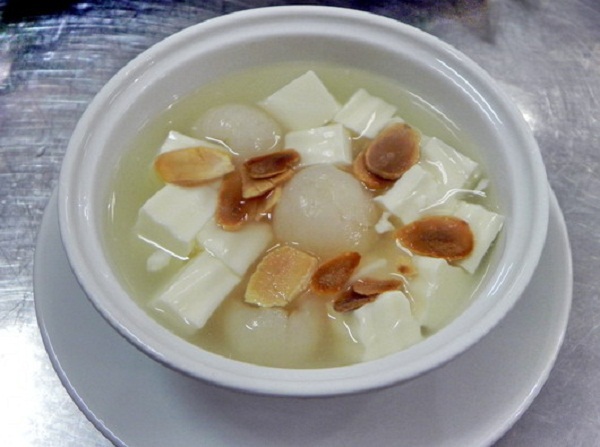Hà Nội: Chè Khúc bạch “sang chảnh” chỉ có ở 57 Tô Hiến Thành 2 Hà Nội: Chè Khúc bạch “sang chảnh” chỉ có ở 57 Tô Hiến Thành 2