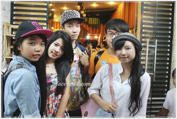 2DAYSALE - Hội tụ thời trang ti&ecirc;n phong của giới trẻ Việt 14