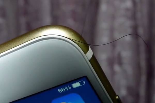 4 cơn "b&atilde;o dư luận" bộ đ&ocirc;i iPhone mới phải hứng chịu 2
