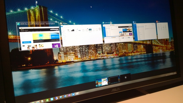 Sẽ không còn laptop mới chạy Windows 7 được bán ra 2