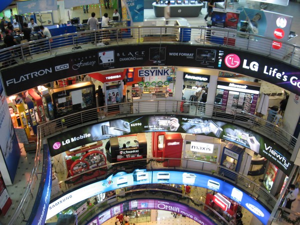 5 lý do khiến bạn nên cẩn trọng khi mua sắm ở Sim Lim Square 5