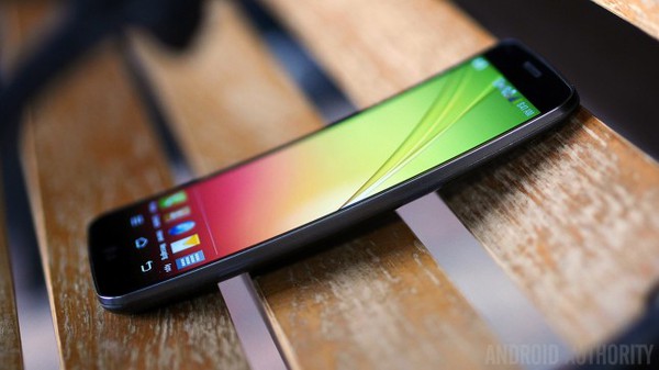 Smartphone màn hình cong của LG sắp có phiên bản kế nhiệm 1