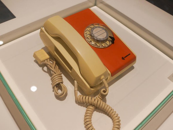 Ghé thăm bảo tàng điện thoại cực "độc" ở Hàn Quốc 1