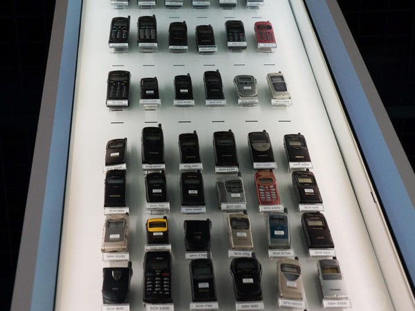 Ghé thăm bảo tàng điện thoại cực "độc" ở Hàn Quốc 7