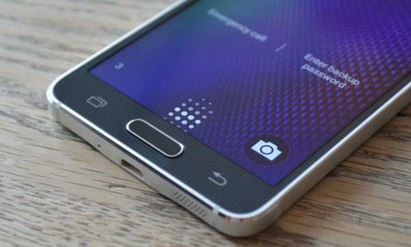 6 lựa chọn smartphone Android màn hình dưới 5 inch đáng giá