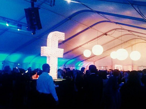 Ngắm nhìn bữa tiệc hoành tráng của Facebook tại San Francisco 5