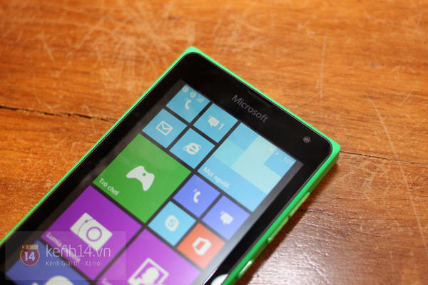 Cận cảnh chiếc smartphone Lumia rẻ nhất tại Việt Nam 9