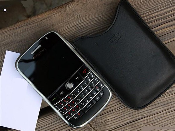 Nhìn lại hành trình đáng nhớ của BlackBerry trên thị trường di động 11