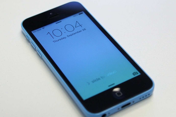 iPhone: Chiếc điện thoại từ thay đổi thế giới, đến bị thế giới thay đổi 4