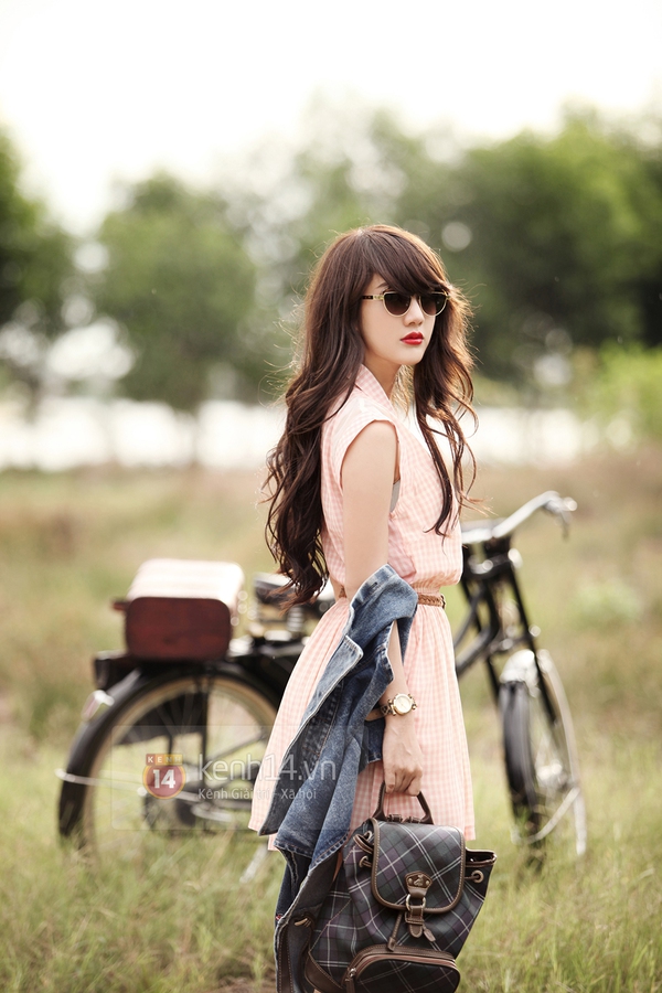 Năng động v&agrave; xinh xắn c&ugrave;ng họa tiết kẻ caro vintage 10