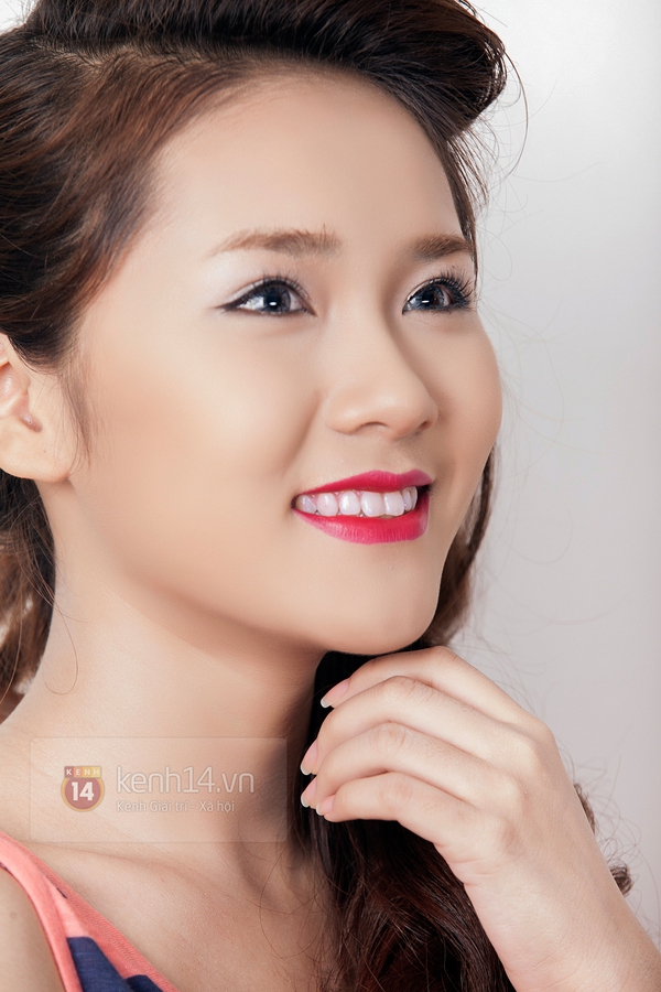 Make up môi đỏ mọng đón nắng mùa xuân 10