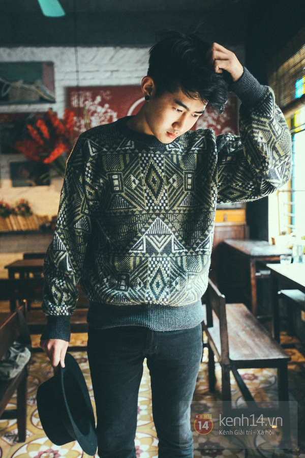 Gợi ý mix&match nam tính, trẻ trung cùng sweater họa tiết 8