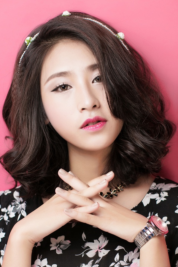 Xinh xắn tự nhi&ecirc;n với c&aacute;ch make up "mắt ướt, m&ocirc;i mọng" 1