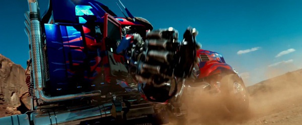 Robot chính - tà thi nhau biến hình trong "Transformers: Age of Extinction" 3