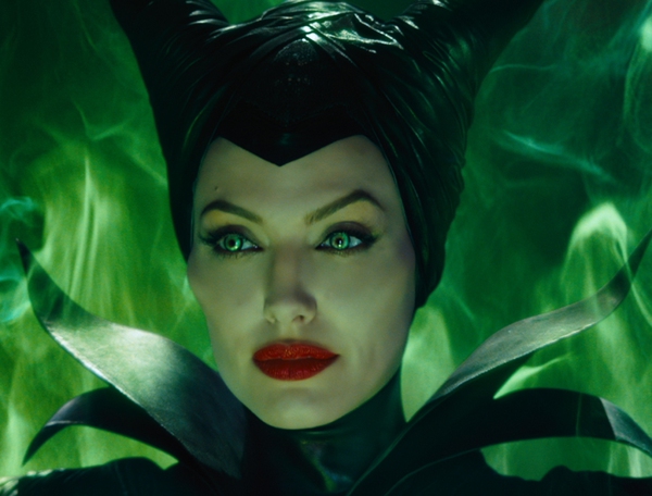 Bí mật trong quá trình tạo ra vẻ đáng sợ của Maleficent 3