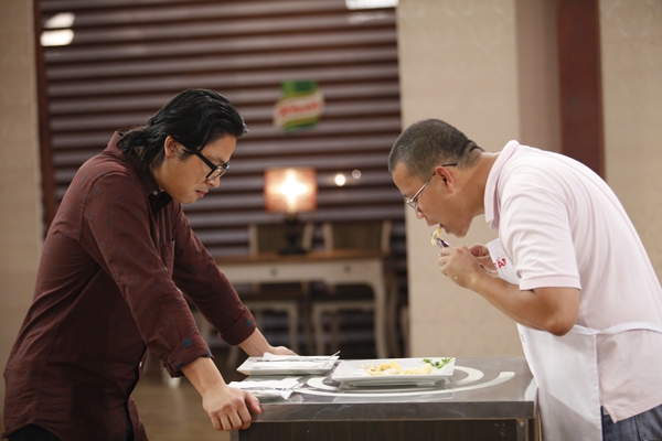 MasterChef Vietnam: Luke Nguyễn không nuốt được món ăn của thí sinh 4