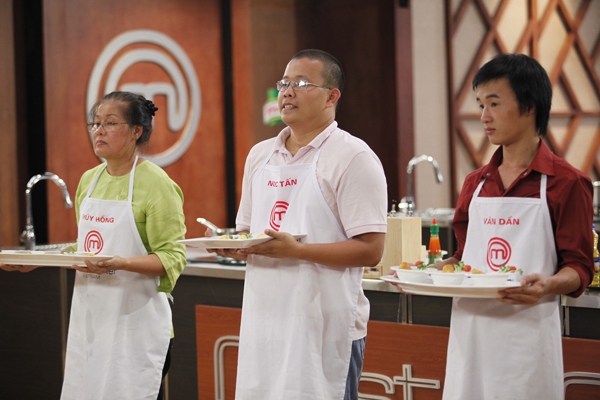 MasterChef Vietnam: Luke Nguyễn không nuốt được món ăn của thí sinh 2