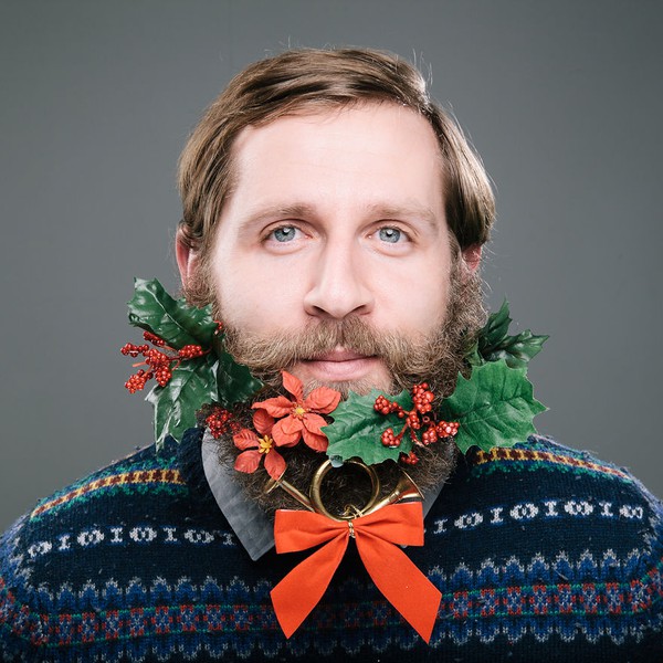 12 kiểu râu Giáng sinh "không thể dị hơn được nữa" cho các chàng 8
