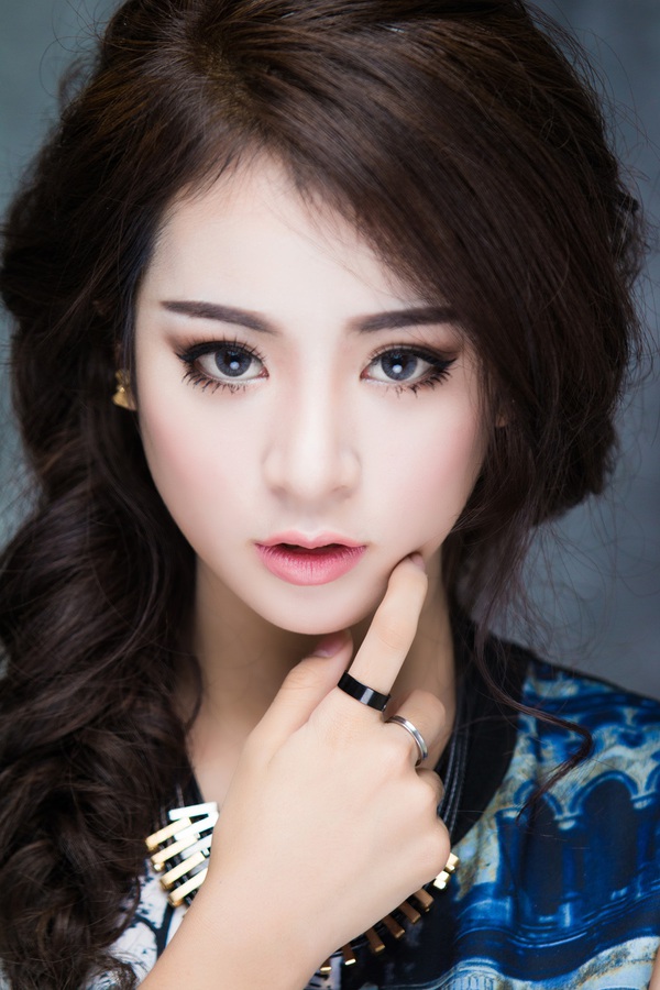 Gợi &yacute; make up đi chơi Halloween vẫn xinh & kh&ocirc;ng... "kh&aacute;c người" 2