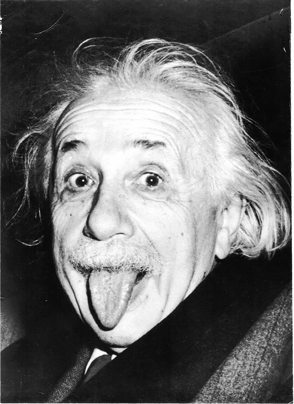 Lịch sử thú vị về bức ảnh thiên tài Einstein khoe lưỡi