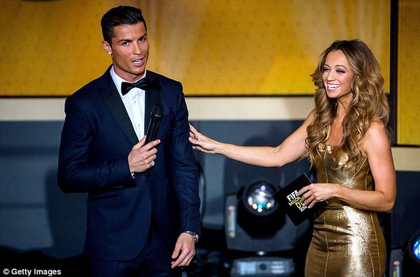 Những dấu hiệu cho thấy Ronaldo và Irina Shayk đang rạn nứt tình cảm 1