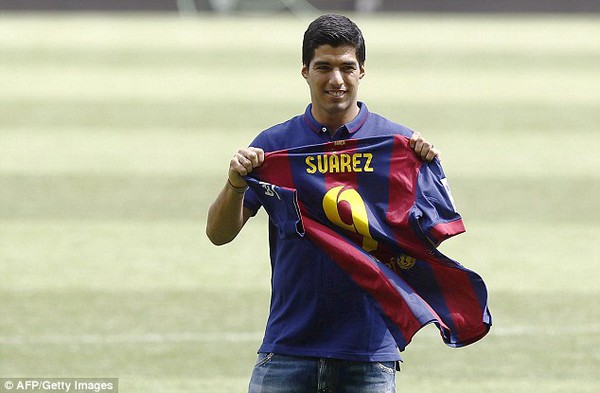 Suarez giá 200 triệu bảng, nhưng Van Gaal "đốt tiền" mạnh tay nhất 1