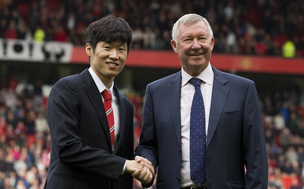 Bản tin sáng 27/1: Sir Alex vẫn nhận lương khủng ở Man United 1