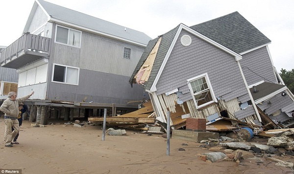50 người chết trong “thảm họa bão” Sandy  20