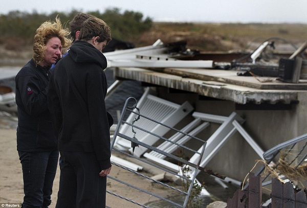 50 người chết trong “thảm họa bão” Sandy  29