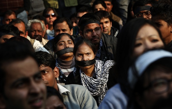 Người Ấn Độ đau xót tưởng niệm nạn nhân vụ cưỡng hiếp tập thể 14