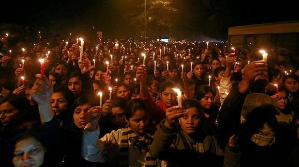 Người Ấn Độ đau xót tưởng niệm nạn nhân vụ cưỡng hiếp tập thể 3